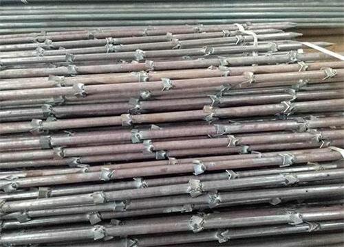 龙潭隧道钢花管